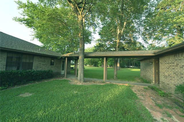 390 Johnson Road, Coldspring, TX 77331