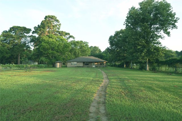 390 Johnson Road, Coldspring, TX 77331