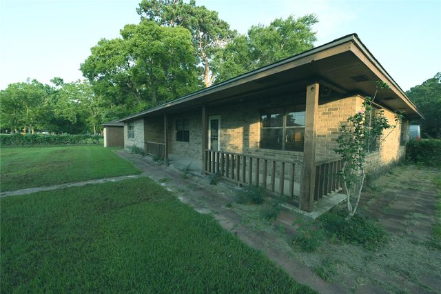 390 Johnson Road, Coldspring, TX 77331
