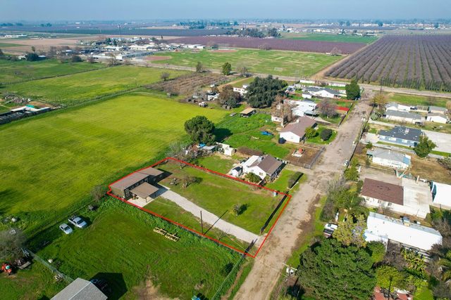 3587 W Madison Avenue, Fresno, CA 93706