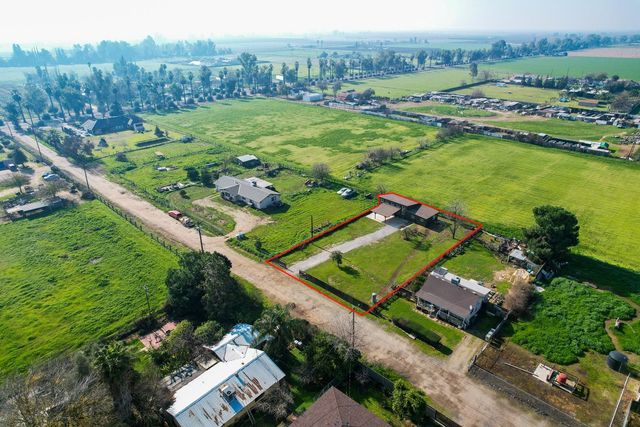 3587 W Madison Avenue, Fresno, CA 93706