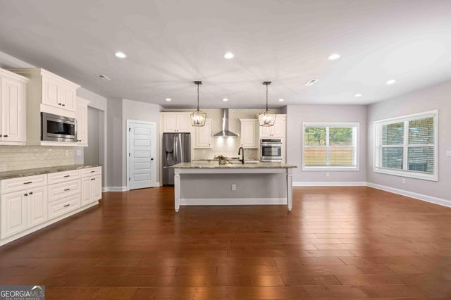 74 Highgate Drive, Newnan, GA 30263