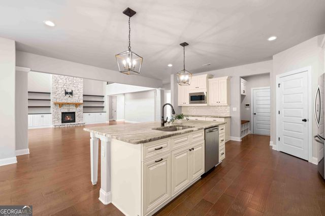 74 Highgate Drive, Newnan, GA 30263