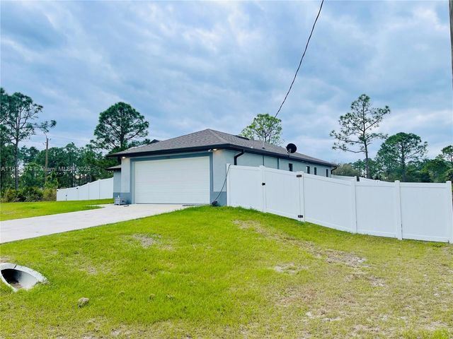 1703 Edison Ave, Lehigh Acres, FL 33972