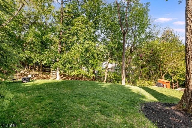 5 Fairview Ter, Maplewood Twp., NJ 07040