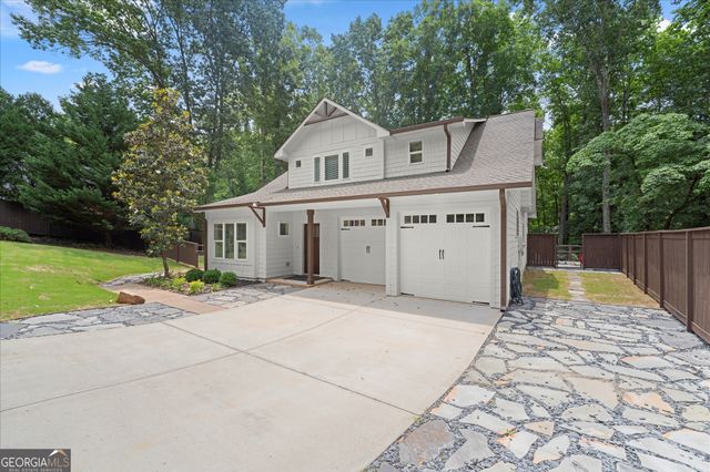 7135 Haw Creek Place, Gainesville, GA 30506