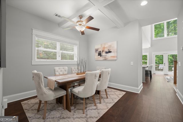 7135 Haw Creek Place, Gainesville, GA 30506