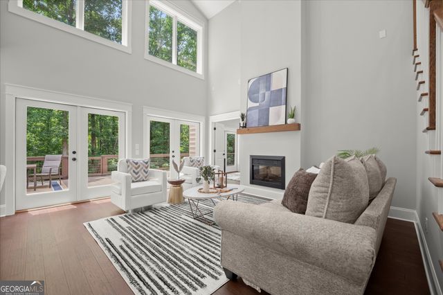 7135 Haw Creek Place, Gainesville, GA 30506