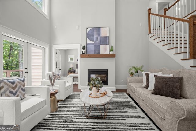 7135 Haw Creek Place, Gainesville, GA 30506