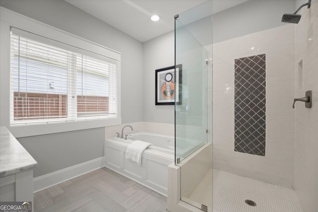 7135 Haw Creek Place, Gainesville, GA 30506