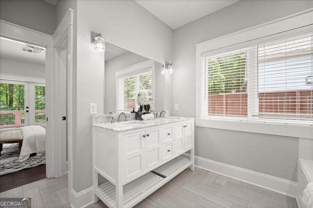 7135 Haw Creek Place, Gainesville, GA 30506