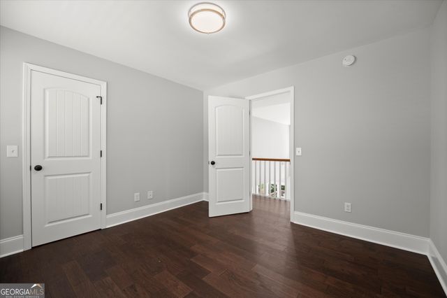 7135 Haw Creek Place, Gainesville, GA 30506