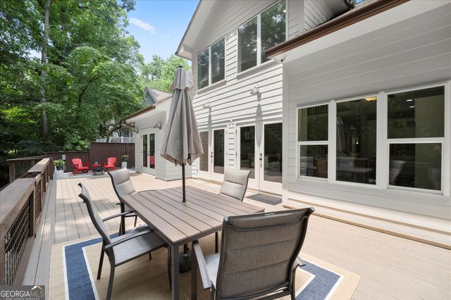 7135 Haw Creek Place, Gainesville, GA 30506