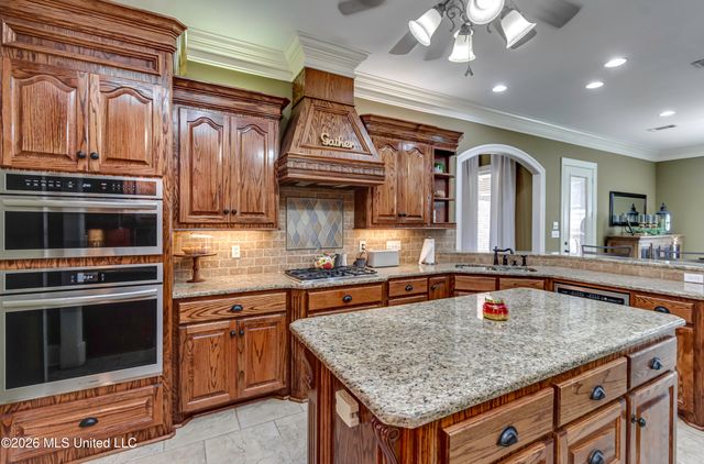 109 W Legacy Drive, Brandon, MS 39042