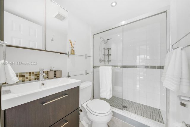 290 Sunrise Drive 3K, Key Biscayne, FL 33149