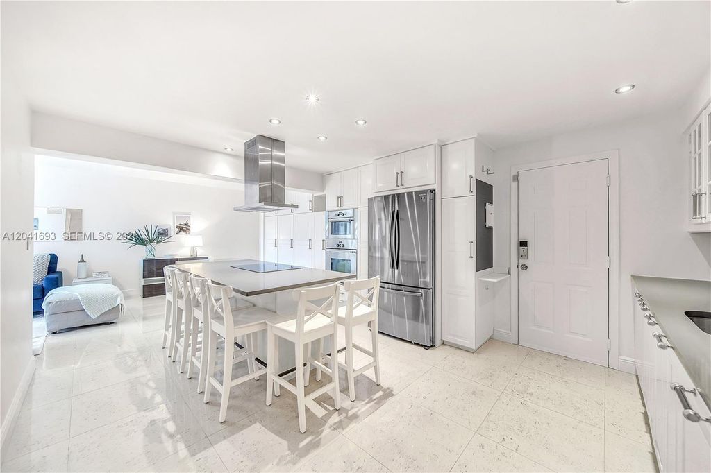 290 Sunrise Drive 3K, Key Biscayne, FL 33149
