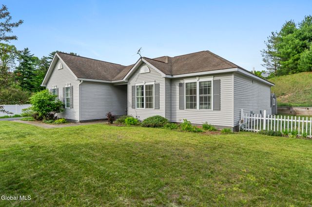 48 S Whitney Road, Saratoga Springs, NY 12866