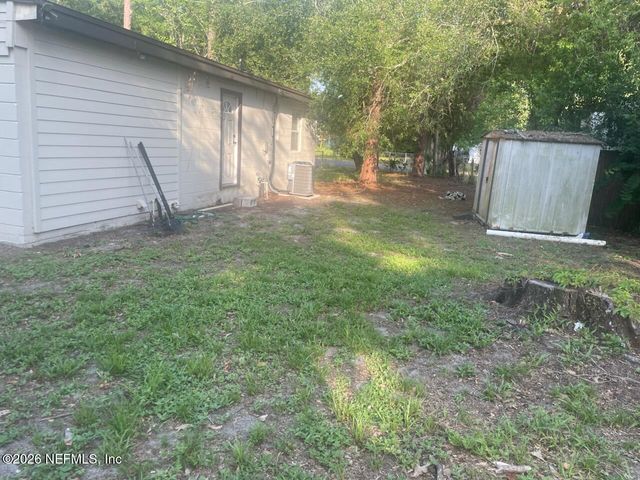 10491 PINEHURST Drive, Jacksonville, FL 32218