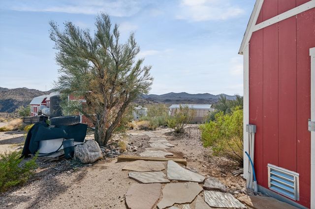 3650 S Blue Stone Road, Kingman, AZ 86401