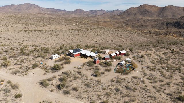 3650 S Blue Stone Road, Kingman, AZ 86401