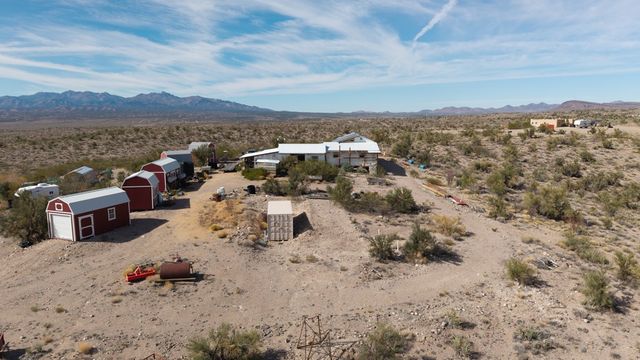 3650 S Blue Stone Road, Kingman, AZ 86401