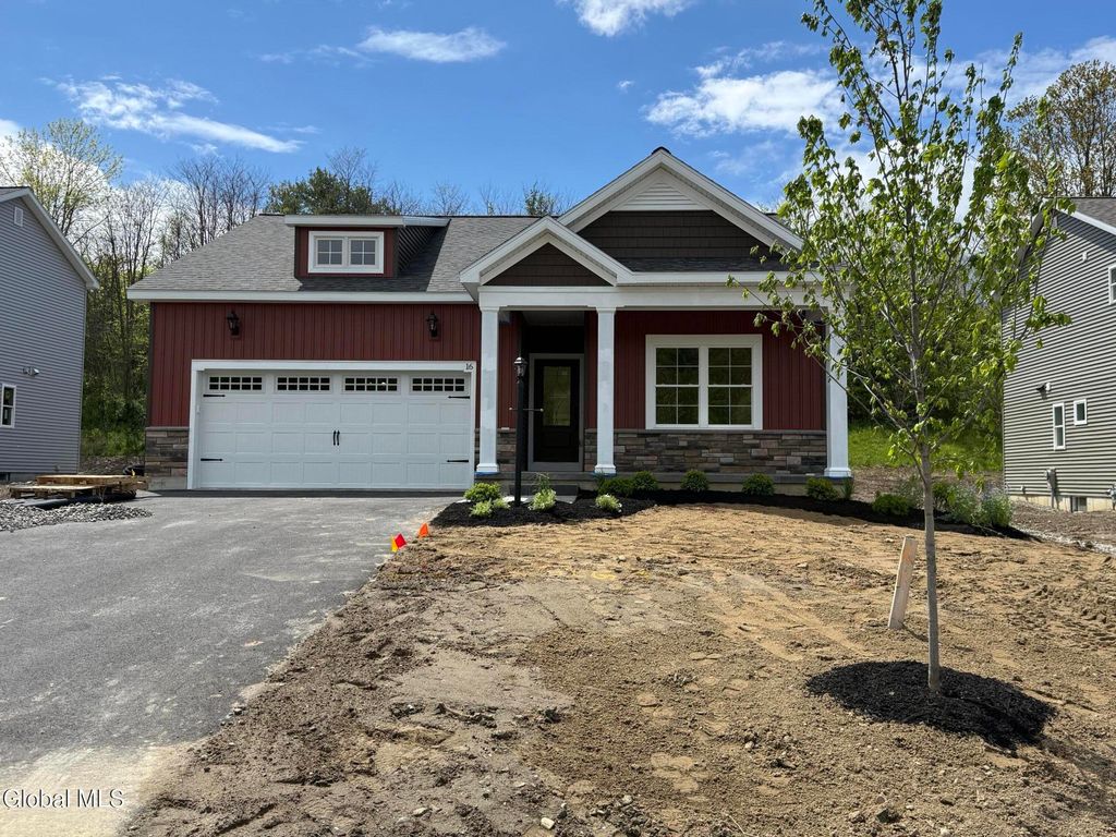 16 Quail Run, Voorheesville, NY 12186