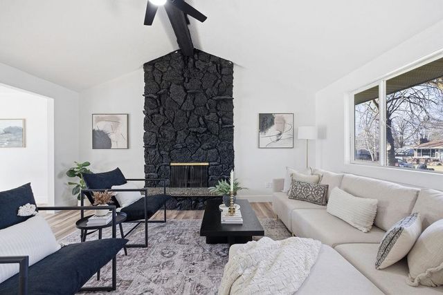 5312 N Lincoln St, Spokane, WA 99205