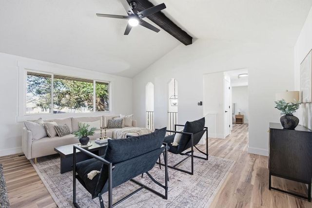 5312 N Lincoln St, Spokane, WA 99205