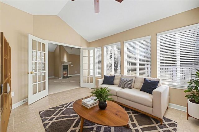 7156 Hedge Lane Terrace, Shawnee, KS 66227