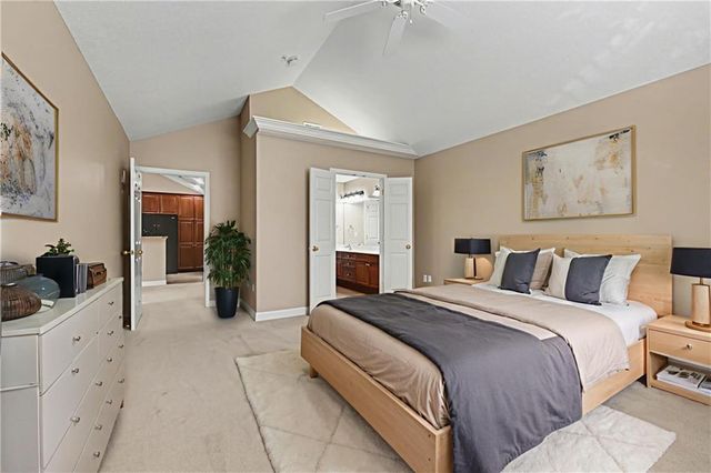 7156 Hedge Lane Terrace, Shawnee, KS 66227