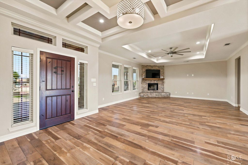 Image 9 of property listing at 201 Burlington Road, San Angelo, TX 76901