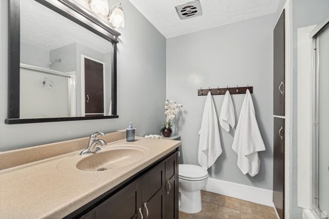 4883 S 3040 ST, Taylorsville, UT 84129