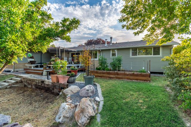 4883 S 3040 ST, Taylorsville, UT 84129