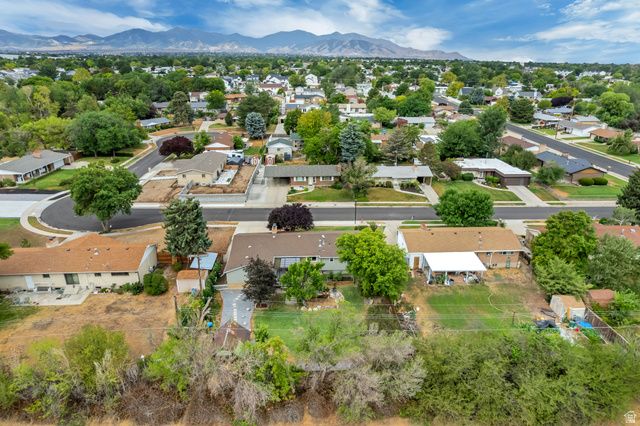4883 S 3040 ST, Taylorsville, UT 84129