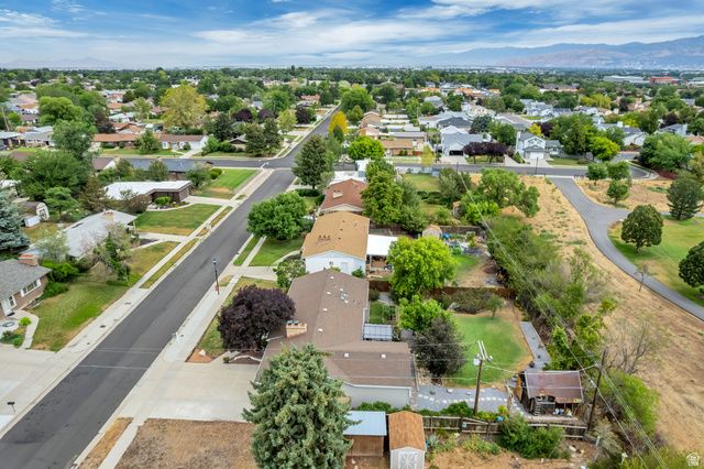 4883 S 3040 ST, Taylorsville, UT 84129