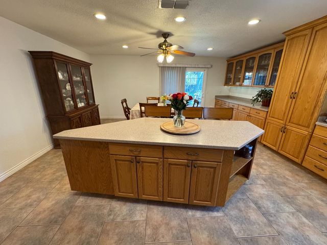 8335 Allene Creek Ct, Citrus Heights, CA 95610