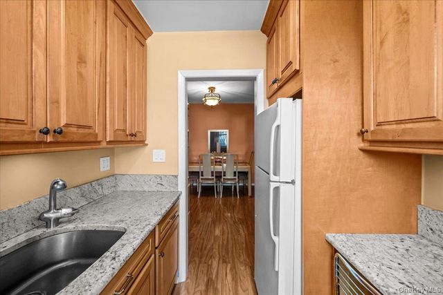 525 W 236th Street 3J, Bronx, NY 10463