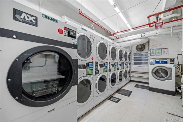 525 W 236th Street 3J, Bronx, NY 10463