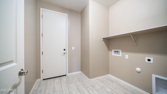 19673 W MONTECITO Avenue, Litchfield Park, AZ 85340