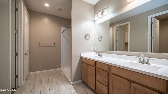 19673 W MONTECITO Avenue, Litchfield Park, AZ 85340