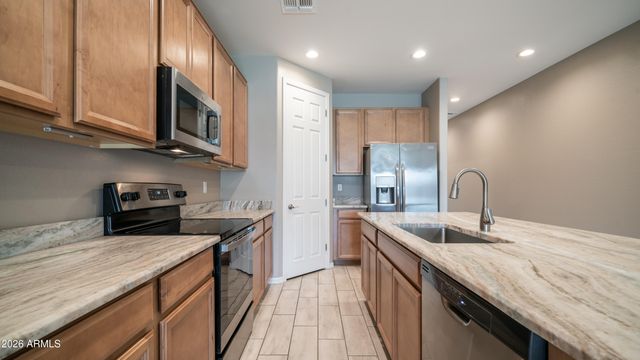 19673 W MONTECITO Avenue, Litchfield Park, AZ 85340