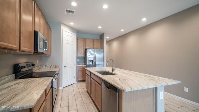 19673 W MONTECITO Avenue, Litchfield Park, AZ 85340