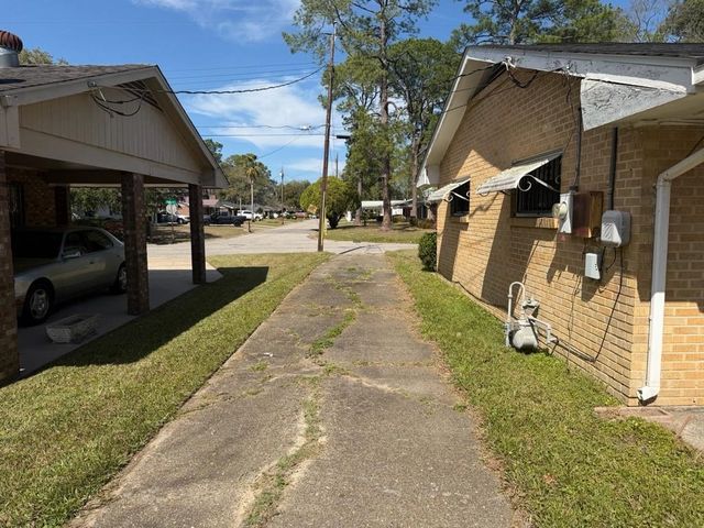 1707 Forrest Street, Mobile, AL 36605