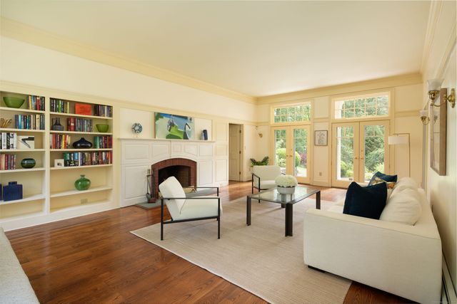 16 Westmount Road, Salisbury, CT 06068