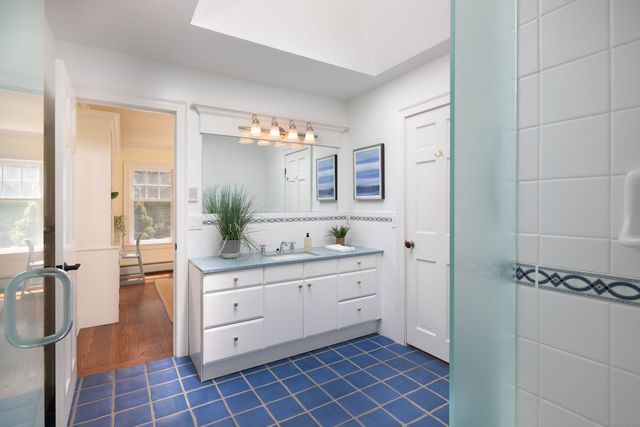 16 Westmount Road, Salisbury, CT 06068