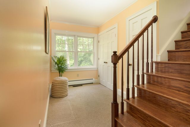 16 Westmount Road, Salisbury, CT 06068