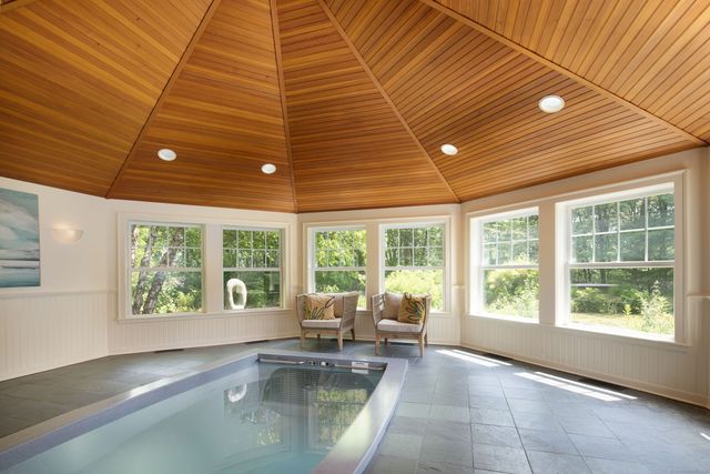 16 Westmount Road, Salisbury, CT 06068