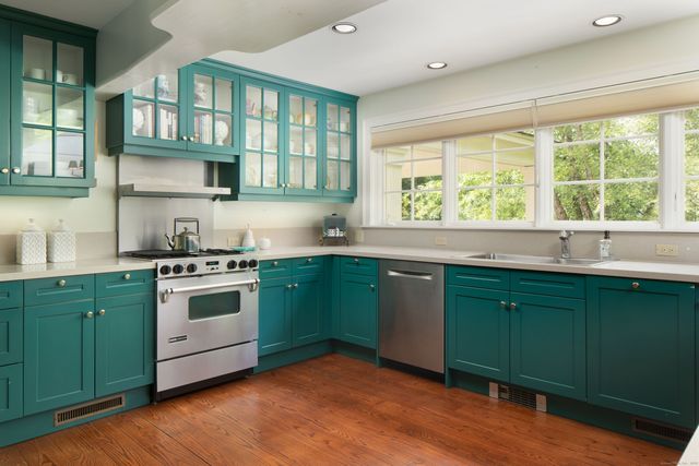 16 Westmount Road, Salisbury, CT 06068