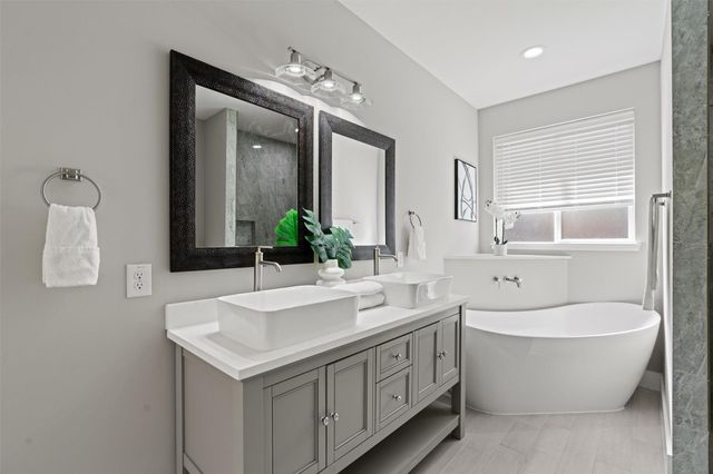 209 Kipahulu DR, Bastrop, TX 78602