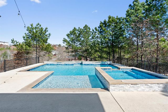 209 Kipahulu DR, Bastrop, TX 78602